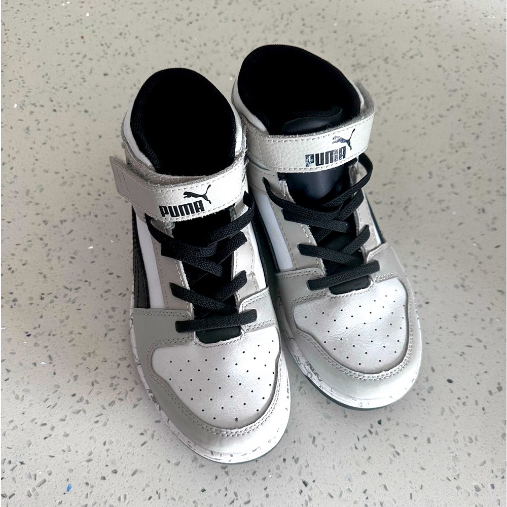 PUMA Rebound Mid Layup Marble Little Boys Basketball Shoes